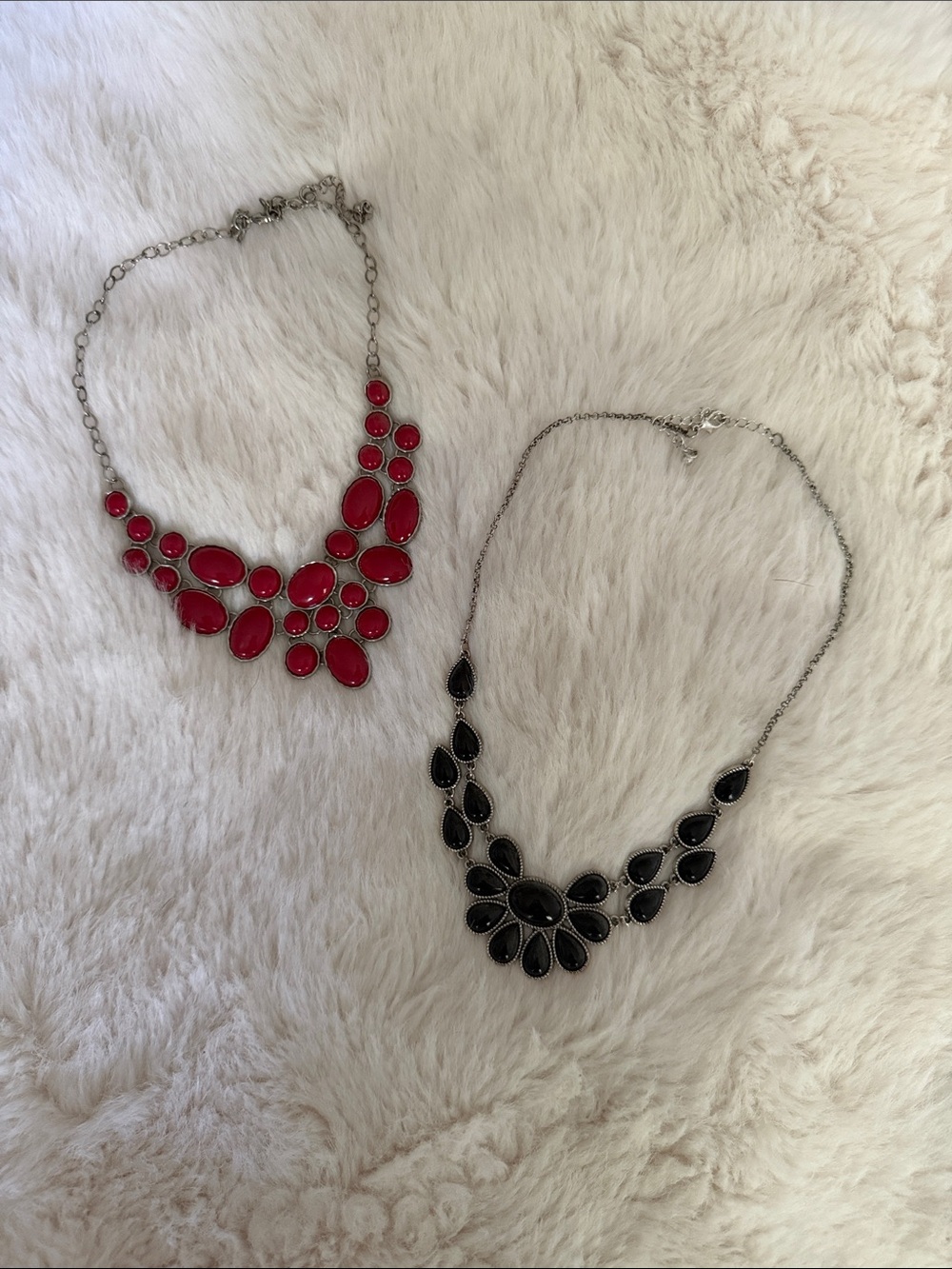Statement Necklace Set - Red and Black Teardrop Bib Necklaces